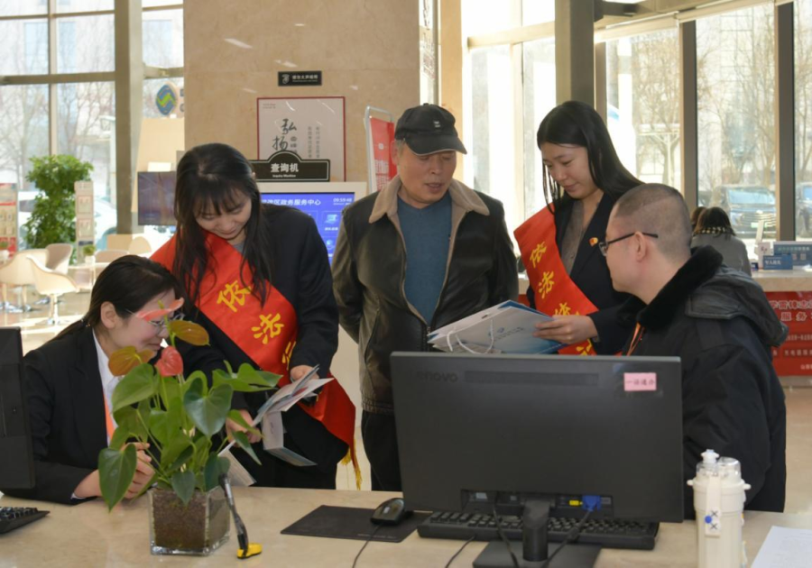 普及统计法律知识，营造良好统计氛围——山西转型综改示范区开展宣传活动推动社会经济咨询服务